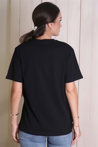 Ayıcık Baskılı Sıfır Yaka Siyah Renk Kadın T-shirt 3492-2Y23492-2Y2
