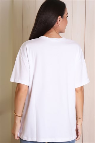 Önü Yazı Baskılı Sıfır Yaka Beyaz Renk Kadın T-shirt S0010672-2Y2